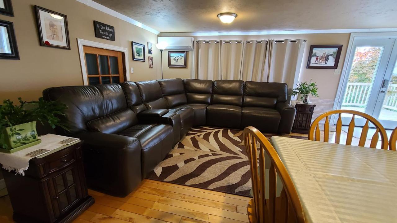 Small Town Bound Inn Montague Luaran gambar