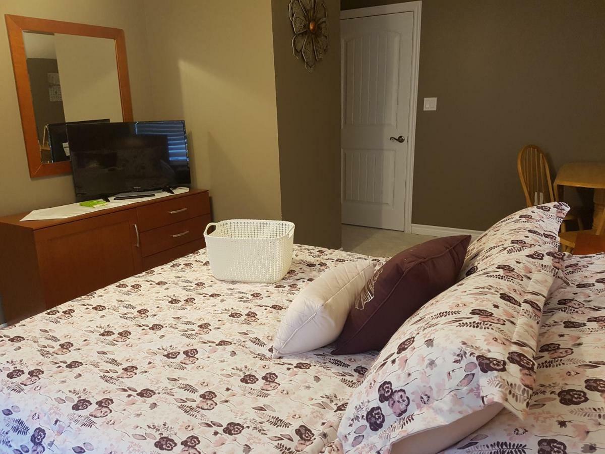 Small Town Bound Inn Montague Luaran gambar